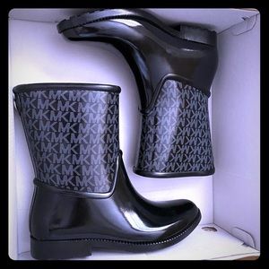 MICHAEL by Michael Kors rainboots